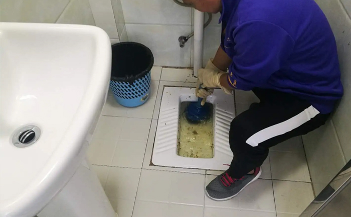 灵山疏通蹲坑