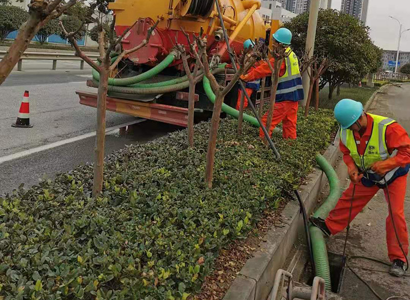 灵山市政管道清淤